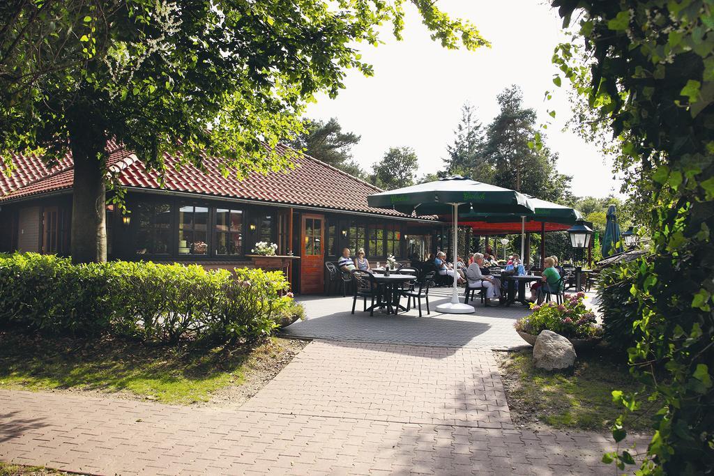 霍尔顿 De Lindenberg酒店 外观 照片